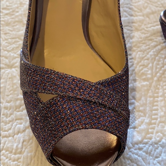 Shoes - Picture 3 of 5